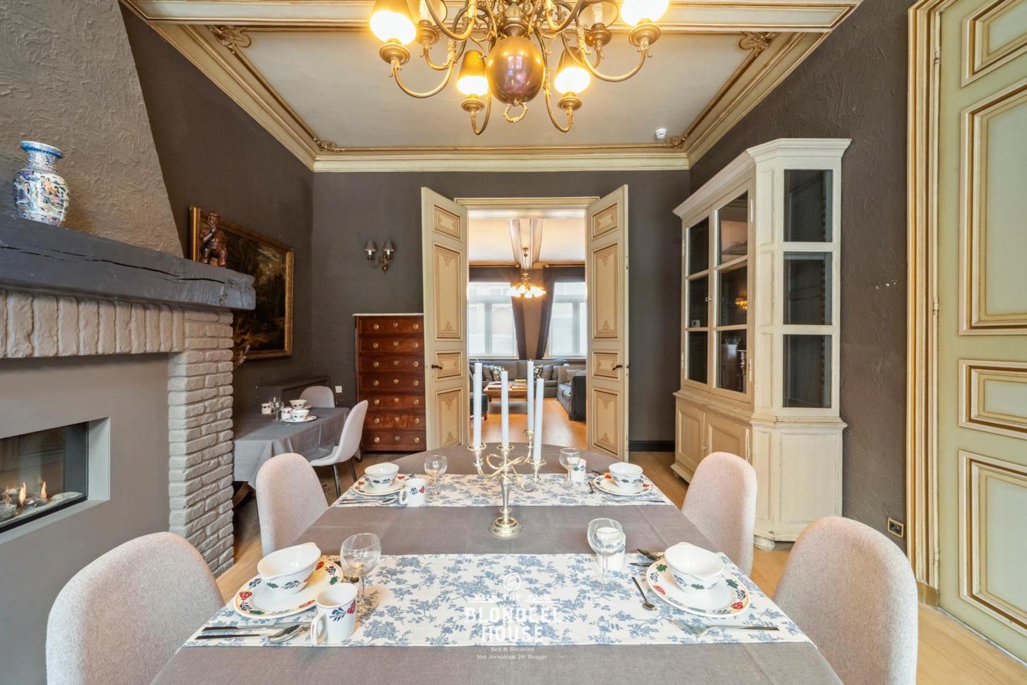Bed & Breakfast The Blondeel House Brugge Center מראה חיצוני תמונה